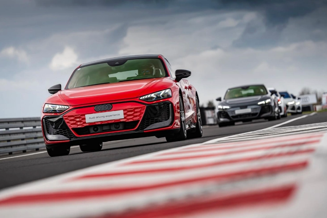 Racetrack Experience Advanced, driving experience, czas